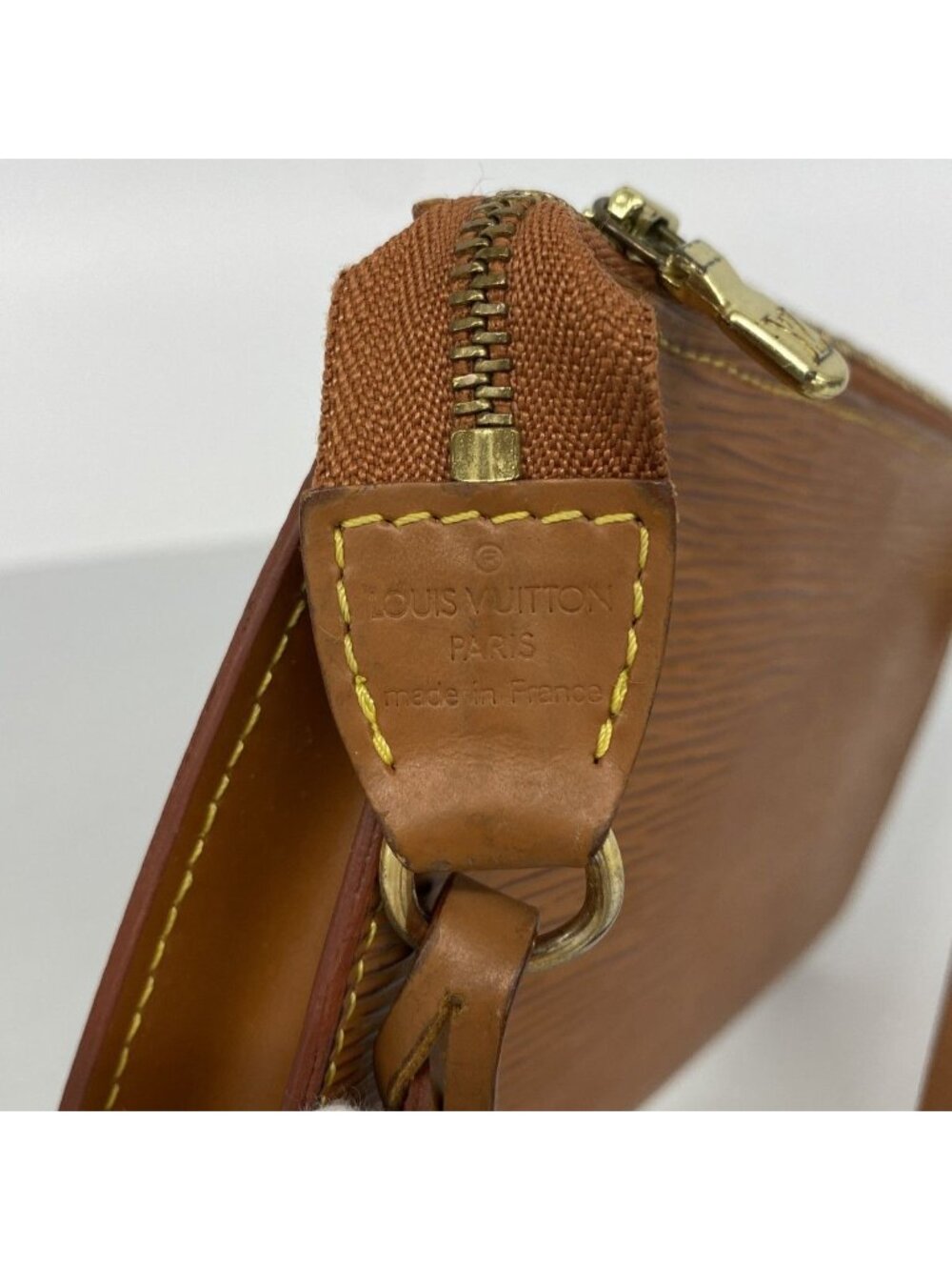 ★SOLD★ Louis Vuitton Pouch Epi Pochette Cipango Gold - Picture 4 of 9